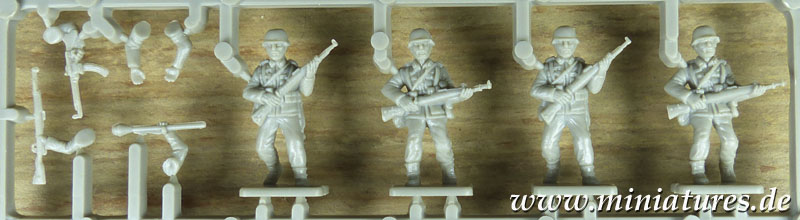 Deutsche Infanterie, 1943–1945, 1:72 Valiant VM002.