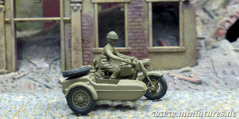 BMW R75 – schweres Kraftrad mit Beiwagenantrieb (E), 1:87 ROCO 238.