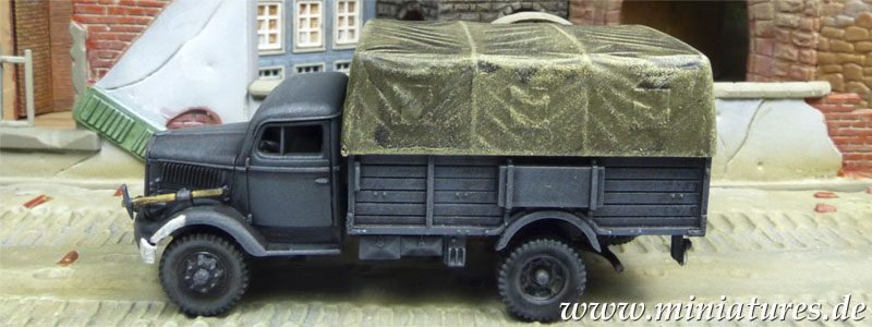 m.gl.Lkw. Opel Blitz 3 t (A-Typ) 4×4, 1:87 ROCO 370.
