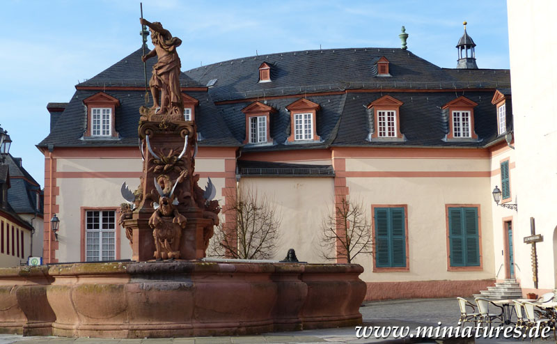 Marktbrunnen und Orangerie Schloss Weilburg.