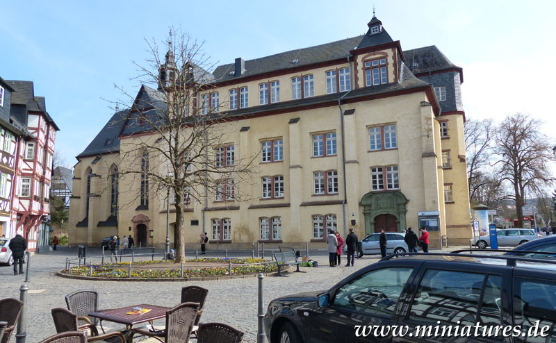 Musikschule und Franziskanerkirche am Schillerplatz in Wetzlar.
