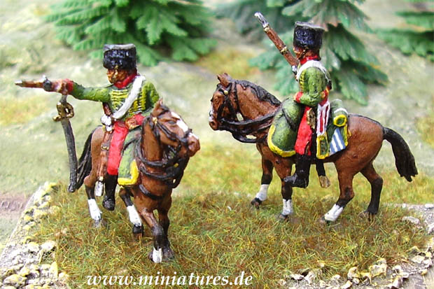 Besatz von Schnüren am Dolman eines Husaren, 1:72 Revell.